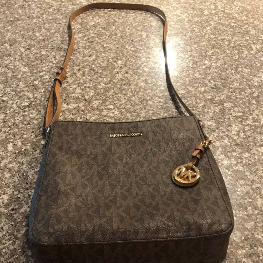 Michael Kors Cross Body Bag